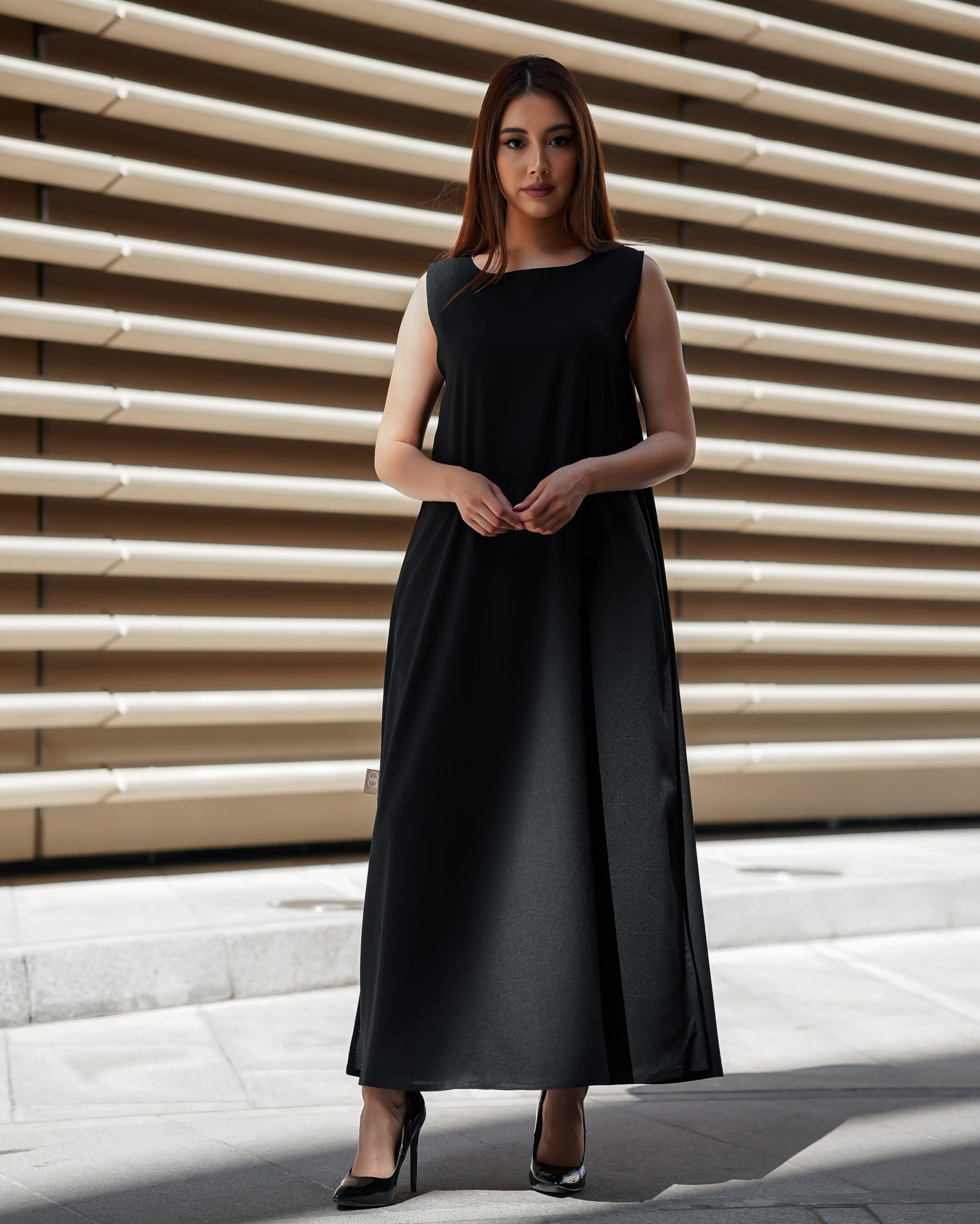 Under Abaya Black